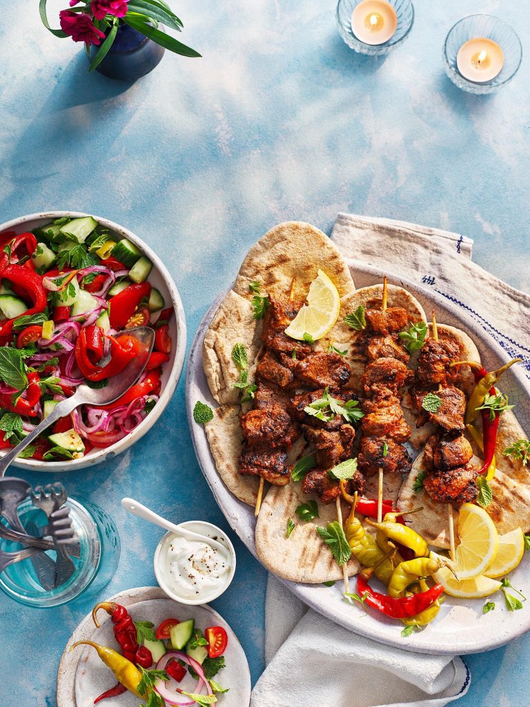 slimming world magazine July 2023 amb kebabs with pitta bread